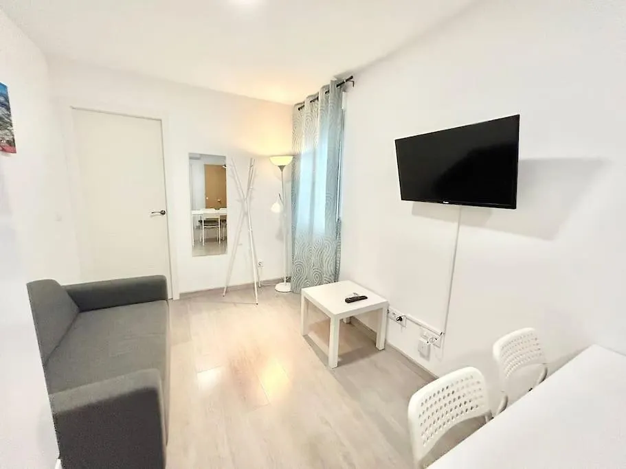 Metro Avenida De America 09 Madrid Apartamento
